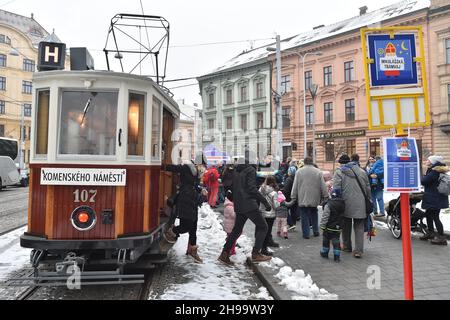 Brno, République tchèque.05e décembre 2021.Atmosphère pendant la fête de Saint Nicolas à Brno, République Tchèque, le 5 décembre 2021.Crédit: Vaclav Salek/CTK photo/Alay Live News Banque D'Images