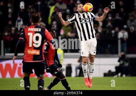 Turin, Italie.05e décembre 2021.Giorgio Chiellini de Juventus FC en action pendant la série Un match de football 2021/2022 entre Juventus FC et Genoa CFC au stade Juventus de Turin (Italie), le 5 décembre 2021.Photo Federico Tardito/Insidefoto Credit: Insidefoto srl/Alay Live News Banque D'Images