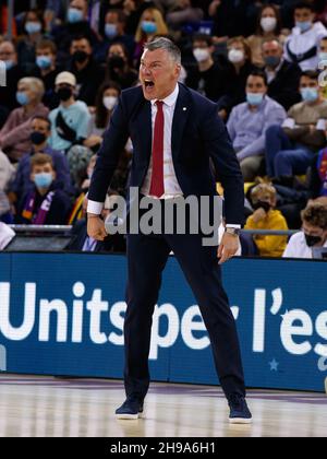 Barcelone, Barcelone, Espagne.5 décembre 2021.Saruna Jasikevicius du FC Barcelone pendant le match de l'ACB de la Ligue Endesa entre le FC Barcelone et Bitci Baskonia au Palau Blaugrana à Barcelone.(Image de crédit : © David Ramirez/DAX via ZUMA Press Wire) Banque D'Images