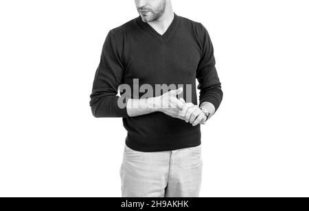 Non shaven Guy coupe courte avec look tendance porter des vêtements élégants isolés sur blanc, décontracté Banque D'Images