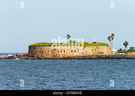 Château sur l'île de Goree, site classé au patrimoine mondial de l'UNESCO, Dakar, Sénégal Banque D'Images