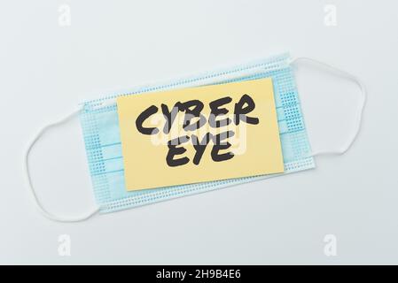 Légende présentant Cyber Eye.L'outil photo conceptuel s'engage à créer des technologies intelligentes dans la cybersécurité en envoyant un message de sensibilisation aux virus Banque D'Images