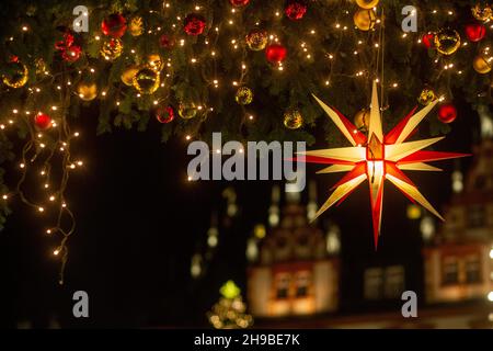 Boules, Noël, saison de bonne volonté, lumières de Noël Banque D'Images