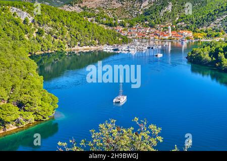 Vue aérienne de Skradin, rivière Krka, Dalmatie, Croatie Banque D'Images