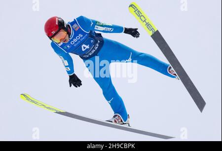 Lillehammer, Norvège.04e décembre 2021.Lillehammer 20211204.Ryota Yamamoto (JPN) la partie de saut de la compétition de l'équipe de ski nordique pendant la coupe du monde à Lillehammer.Photo: Geir Olsen/NTB crédit: NTB Scanpix/Alay Live News Banque D'Images