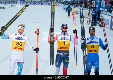 Lillehammer, Norvège.03ème décembre 2021.Lillehammer 20211203.Johannes Hoesflot Kaebo (NOR) a remporté la coupe du monde en sprint de fond à Birkebeinerstadion à Lillehammer.Thomas Larsen Helland (NOR) est arrivé en 2e place et Richard Jouve (FRA) en 3e place.Photo: Fredrik Varfjell/NTB crédit: NTB Scanpix/Alay Live News Banque D'Images