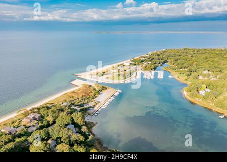 Vue aérienne de Lions Head et de Clearwater Beach, East Hampton, NY Banque D'Images