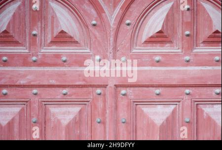 Le portail principal de l'église Carmo et l'accès au musée du couvent de notre-Dame du Mont Carmel à Lisbonne, Portugal Banque D'Images