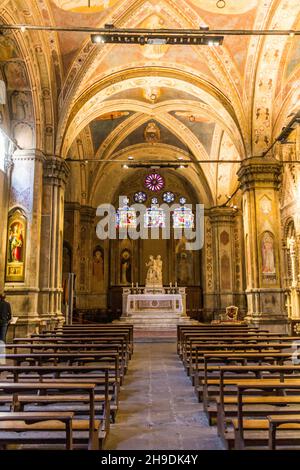 FLORENCE, ITALIE - 21 OCTOBRE 2018 : intérieur de l'église d'Orsanmichele à Florence, Italie Banque D'Images