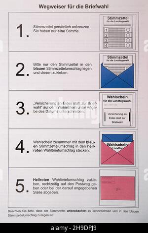 Nurtingen, Allemagne - 03 mars 2021: Instructions pour le vote par la poste sur les bulletins de vote. Banque D'Images