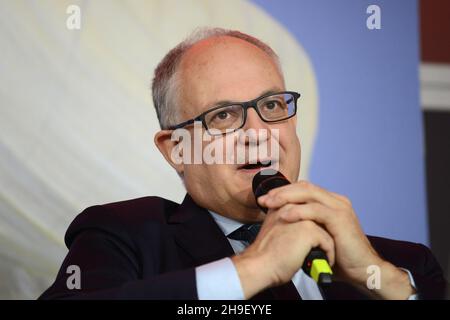 Rome, Italie.04e décembre 2021.Roberto Gualtieri, maire de Rome crédit: Agence de photo indépendante/Alamy Live News Banque D'Images