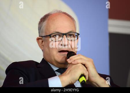 Rome, Italie.04e décembre 2021.Roberto Gualtieri, maire de Rome crédit: Agence de photo indépendante/Alamy Live News Banque D'Images