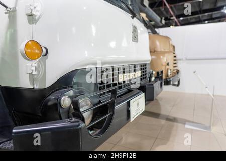 '7/31/2021 - Sharjah, eau: Camion Bedford 1982 un camion brun Royaume-Uni antique Classic. Banque D'Images