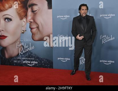Los Angeles, États-Unis.07ème décembre 2021.Javier Bardem, membre du casting, assiste à la première du film biographique drame 'être les Ricardos' au Academy Museum de Los Angeles le lundi 6 décembre 2021.Scénario : suit Lucy et Desi lorsqu'ils sont confrontés à une crise qui pourrait mettre fin à leur carrière et à une autre qui pourrait mettre fin à leur mariage.Photo de Jim Ruymen/UPI crédit: UPI/Alay Live News Banque D'Images