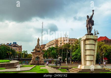 MUMBAI, INDE - 2 octobre 2021 : Humatma Chowk (place Martyr) et la Fontaine de Flora, célèbre attraction du sud de Mumbai visité par de nombreux touristes Banque D'Images