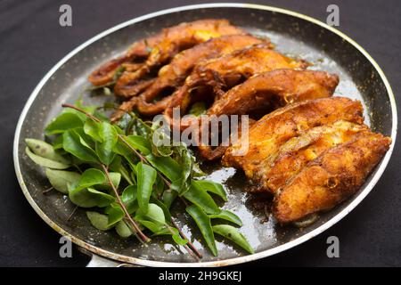 Poisson tilapia frit de style kerala tilapia frit de poisson Banque D'Images