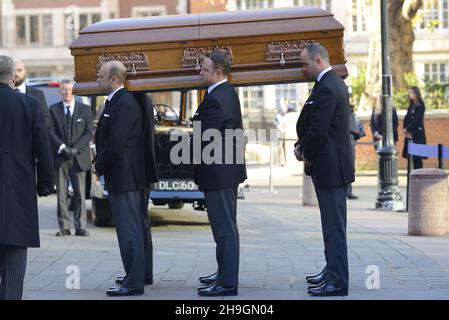Londres, Royaume-Uni.23 novembre.Service commémoratif pour David Amess MP à la cathédrale de Westminster Banque D'Images