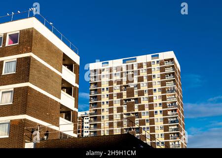 Blocs de conseil des années 1960 à de Beauvoir Town, nord de Londres, Royaume-Uni Banque D'Images