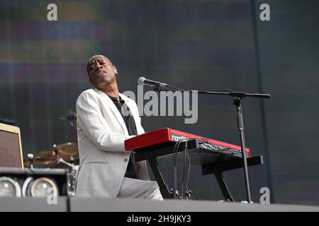 Andrew Roachford de Mike et The Mechanics se présentant sur la scène Great Oak dans le cadre du British Summer Time (BST) Festival 2017 à Hyde Park à Londres.Date de la photo : vendredi 30 juin 2017.Le crédit photo devrait se lire: Richard Gray/EMPICS Entertainment. Banque D'Images