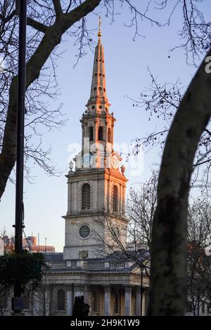 La flèche sur St Martin dans les champs sur Trafalgar Square.Date de la photo : lundi 28 janvier 2019.Le crédit photo devrait se lire: Richard Gray/EMPICS Banque D'Images