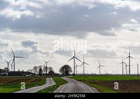 Parc éolien de Goole Fields près de Goole.D'une série de photos prises à Goole, dans le Yorkshire.Date de la photo : mardi 5 mars 2019.Le crédit photo devrait se lire: Richard Gray/EMPICS Banque D'Images