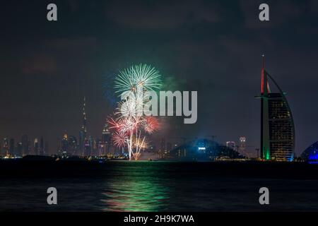 Fête nationale des feux d'artifice à point Atlantis et Palm Jumaira Dubai Banque D'Images