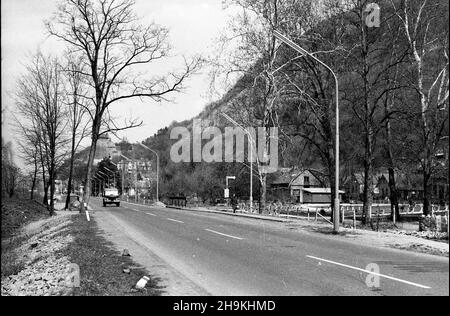 Village près de Budapest, Hongrie, 1956 Banque D'Images