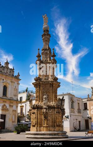 Le Spire de l'Immaculée 1743 en style baroque à Nardò un beau village baroque, province de Lecce, Salento, Puglia, Italie du Sud. Banque D'Images