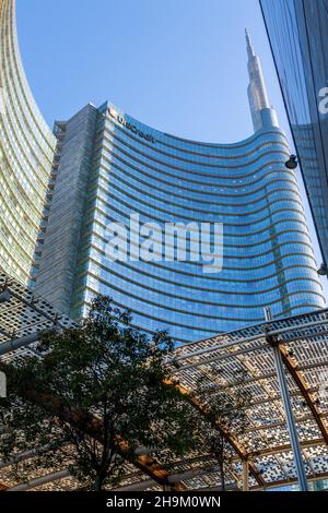 Milan, Lombardie, Italie - décembre 07 2021: Bâtiments dans le quartier commercial et financier Porta Nuova, place Gae Aucenti Banque D'Images