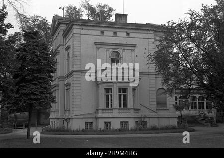 Szczecin, 1948-09.Siedziba Polskiego Radia przy alei Wojska Polskiego 73. msa PAP Dok³adny dzieñ wydarzenia nieustalony.Szczecin, 1948 septembre.Le siège de la radio polonaise au 73, avenue Wojska Polskiego. msa PAP Banque D'Images