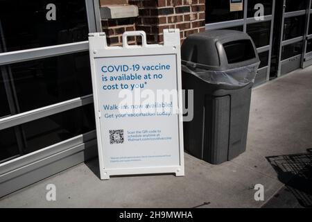 Columbia County, GA USA - 07 28 21: Walmart marché de quartier magasin de détail Banque D'Images