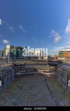 Docklands in pandemium covid-19, Irlande, Docklands Walking Tour, Walking le long de Rivwe Liffey in pandemium, Custom House Quay, Dublin, Irlande Banque D'Images