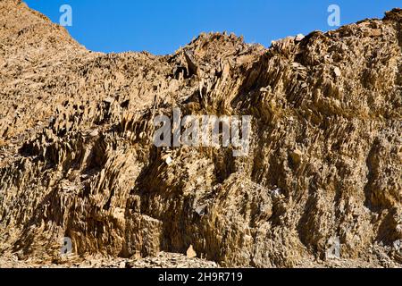 Rochers à Wadi Arbayin, Wadi Arbayin, Oman Banque D'Images