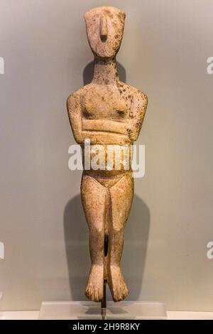 Figure de marbre cycladique d'une femme enceinte (2600-23000 av. J.-C.), musée archéologique avec les plus importantes découvertes de la culture minoenne, Héraklion, Crète Banque D'Images