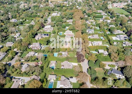 Vue aérienne des maisons Hedges Lane et Gansett Lane à Amagansett, NY Banque D'Images