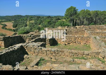 Ville ibérique d'Ullastret dans la région de Baix Empordà, province de Gerona, Catalogne, Espagne Banque D'Images