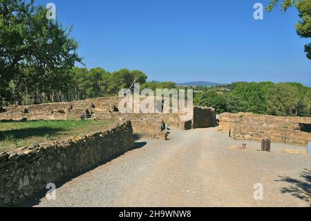 Ville ibérique d'Ullastret dans la région de Baix Empordà, province de Gerona, Catalogne, Espagne Banque D'Images