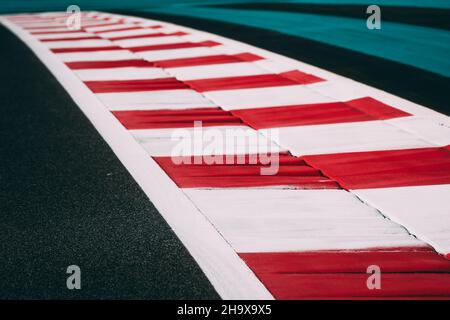 Abu Dhabi, Émirats arabes Unis.9th décembre 2021. Illustration trottoir, vibreur, pendant le Grand Prix Etihad Airways Abu Dhabi 2021 de Formule 1, 22th tour du Championnat du monde de Formule 1 de la FIA 2021 du 10 au 12 décembre 2021 sur le circuit Yas Marina, à Yas Island, Abu Dhabi - photo Antonin Vincent/DPPI crédit:DPPI Media/Alamy Live News Banque D'Images