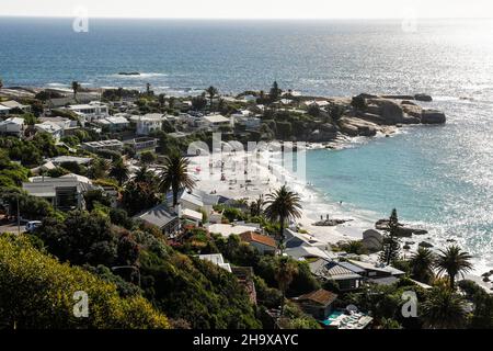 Le Cap, Arabien saoudien.06th décembre 2021.Cape Town: Afrique du Sud le 6 décembre 2021 (photo de Juergen Tap), Clifton Fourth Beach, 4th Beach, Strand Credit: dpa/Alay Live News Banque D'Images