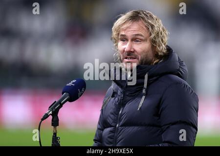 Turin, Italie.08th décembre 2021.Pavel Nedved , vice-président du Juventus FC, se présente lors du match H de l'UEFA Champions League entre le Juventus FC et Malmo FF au stade Allianz le 8 décembre 2021 Turin, Italie .Credit: Marco Canoniero / Alamy Live News Banque D'Images