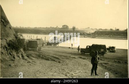 Deuxième Guerre mondiale WW2 des soldats allemands envahissent la Pologne - Opatowiec dans le comté de Kazimierza, Pologne 09/15/1939 Banque D'Images