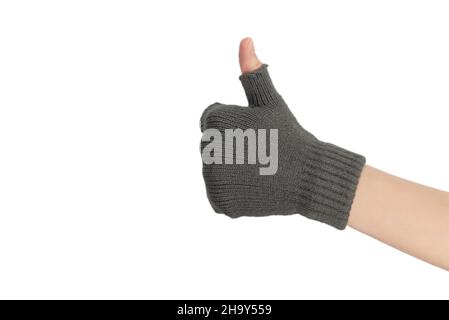 Femme mains dans des gants chauds isolés sur un fond blanc. Banque D'Images
