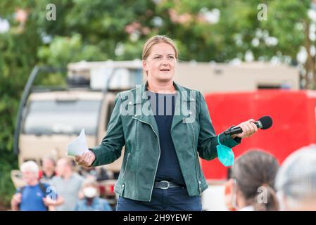 Ratisbonne, Bavière, Allemagne, 18.Août 2021, orateur précédent lors de la campagne d'Annalena Baerbock du parti allemand Buendnis 90 Banque D'Images