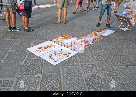 En vente sur l'oeuvre, dans le centre de Florence, Italie Banque D'Images