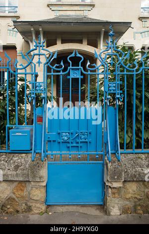 Détail de la villa Art Nouveau au 5 boulevard Georges Clemenceau dans le quartier de Saurupt à Nancy, France. Banque D'Images