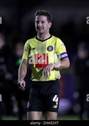 Joshua Falkingham de Harrogate Town lors du match de la Sky Bet League Two au stade Envirovent, à Harrogate.Date de la photo: Mardi 7 décembre 2021. Banque D'Images