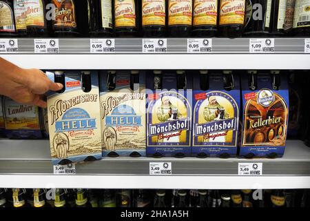 Bière spéciale dans un magasin Banque D'Images