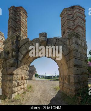 San Lazaro aqueduc vestiges romains, Merida, Espagne.Infrastructure qui a amené l'eau provenant de sources et de cours d'eau souterrains Banque D'Images