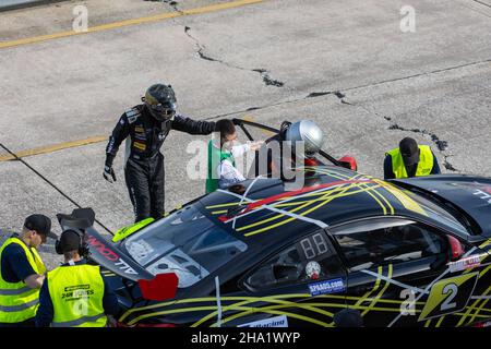 2021 Creventic 24H Sebring Powered by Hankook at Sebring International Speedway, Racing cars différentes classes: GT4, 991, GTX, GT3, TCR,TCX, P4. Banque D'Images