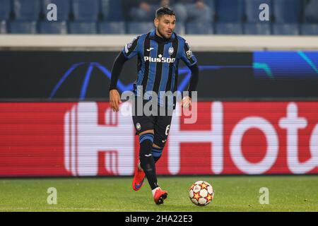 Bergame, Italie.9th décembre 2021.José Palomino d'Atalanta lors du match de la Ligue des champions de l'UEFA au stade de Bergame, à Bergame.Crédit photo à lire: Jonathan Moscrop/Sportimage crédit: Sportimage/Alay Live News Banque D'Images